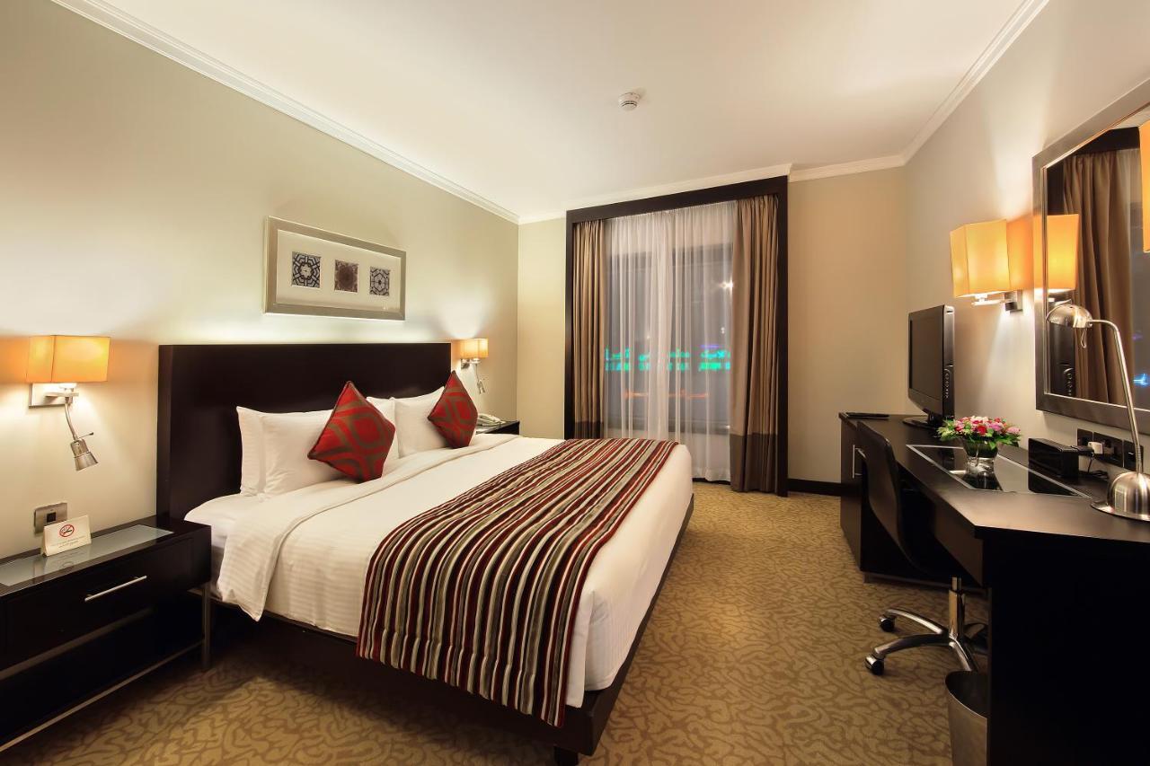 Executive King Suite Non-Smoking